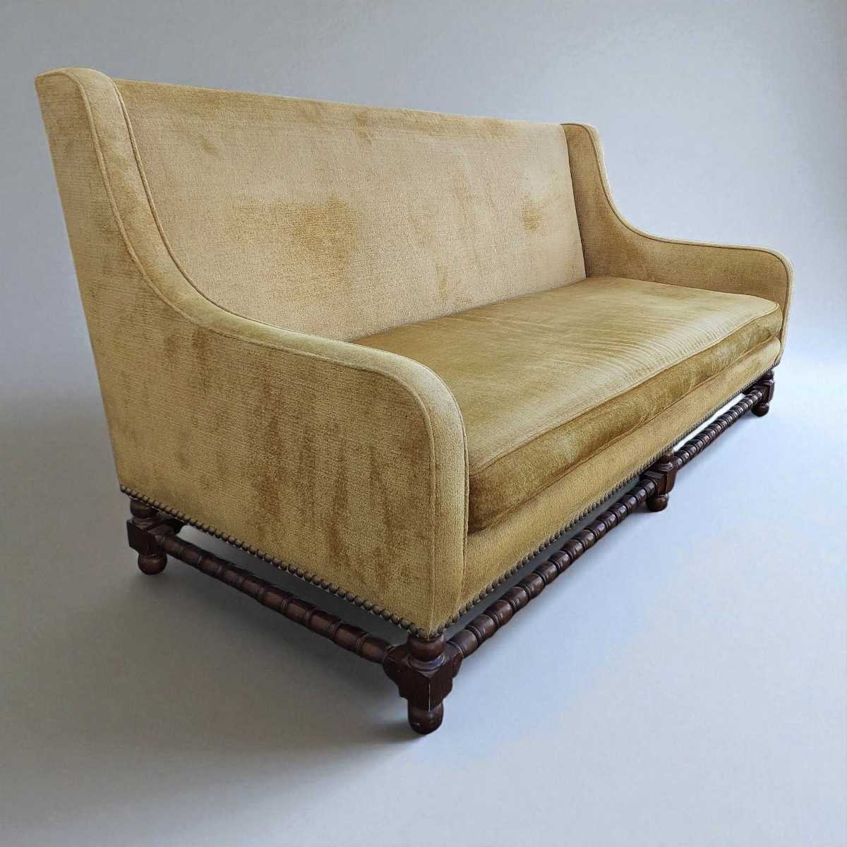 3.5 Seater Jacobean Sofa