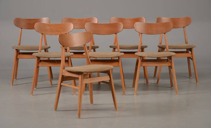 Dining chairs & Barstools